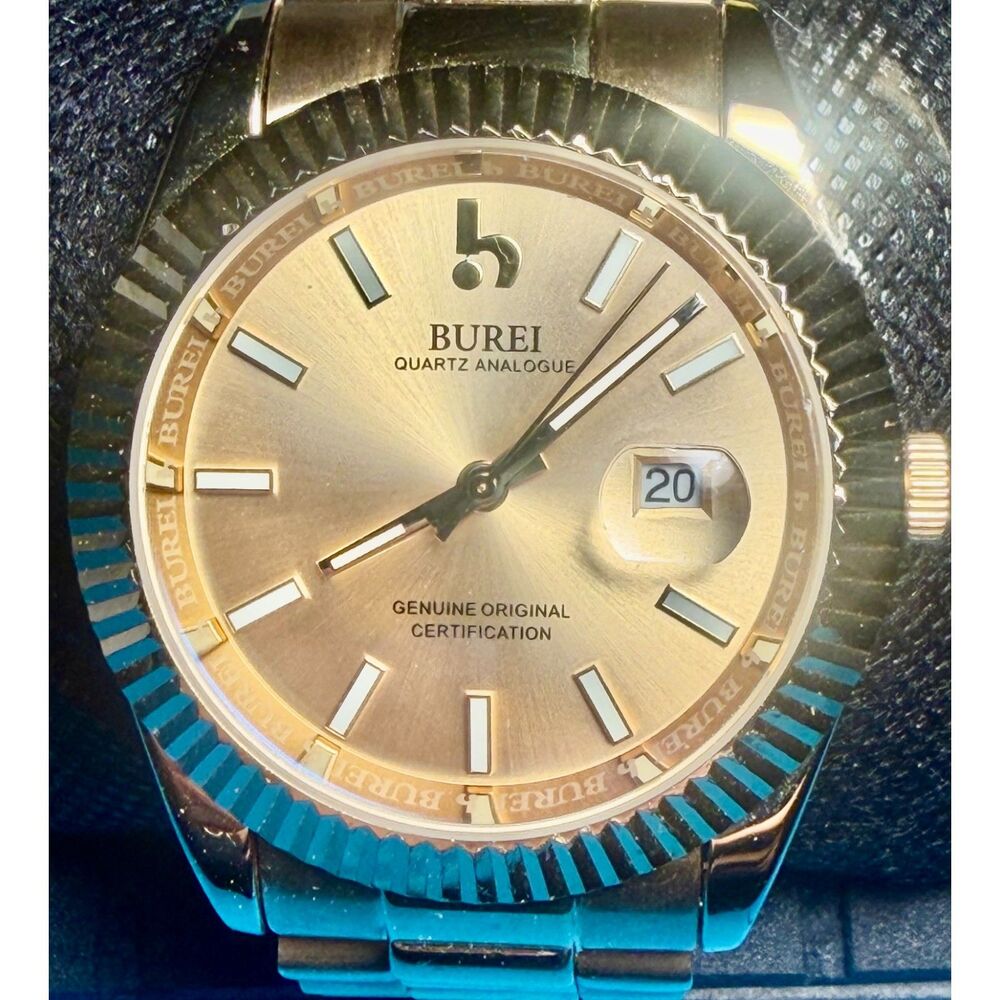 STUNNING BUREI GOLD LUXURY WATCH